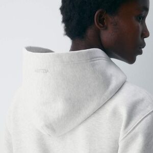 Aritzia Cozy Sweatfleece Perfect Hoodie Size Small